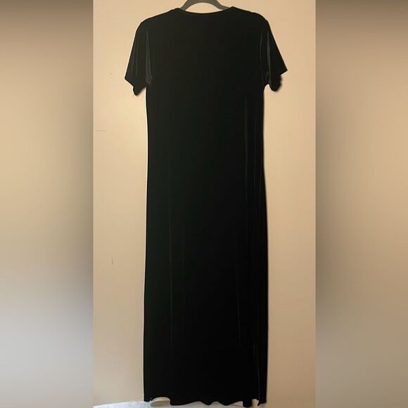 Walter- Vintage Black Velvet/Velour Maxi Dress with Round Neckline- Size M - Picture 2 of 6